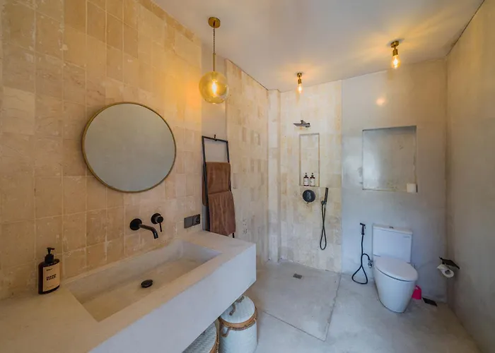 Upeksha - Contemporary 1br With Pool In Pererenan 别墅 坎古
