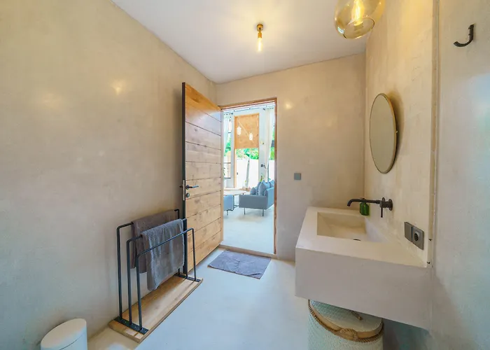Upeksha - Contemporary 1br With Pool In Pererenan * Canggu